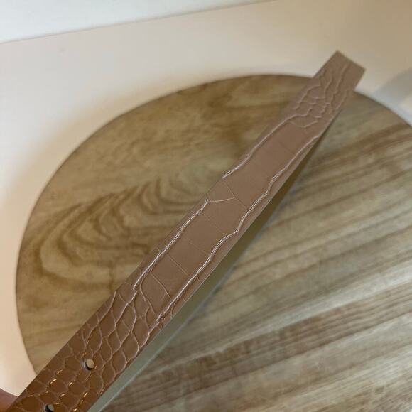 Tan Vegan Leather Snake Skin Silver Buckle Belt Size Small - Medium - Picture 4 of 9